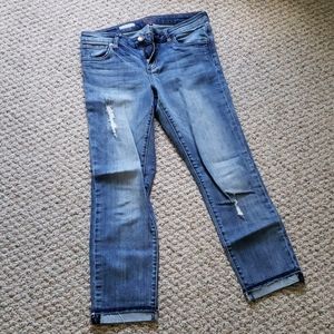 Kut from the Kloth Uma boyfriend capris, size 6